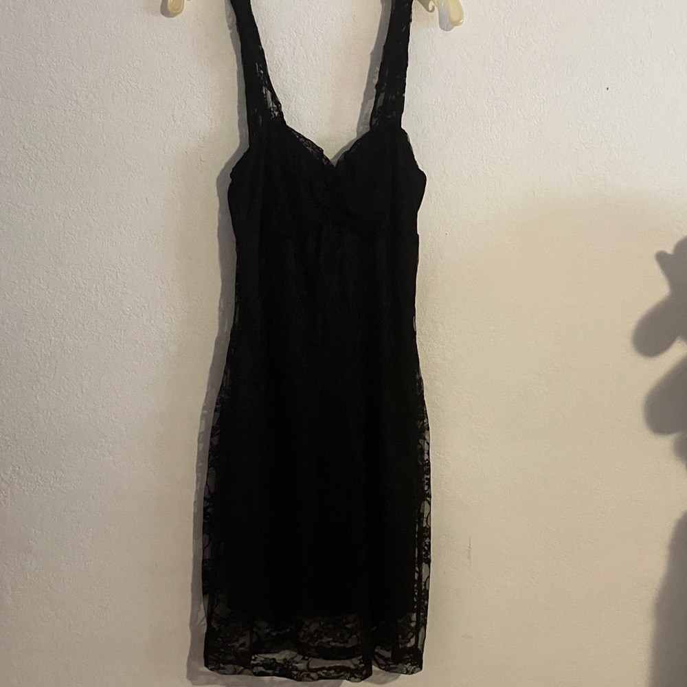 Elegant Black Lace Dress